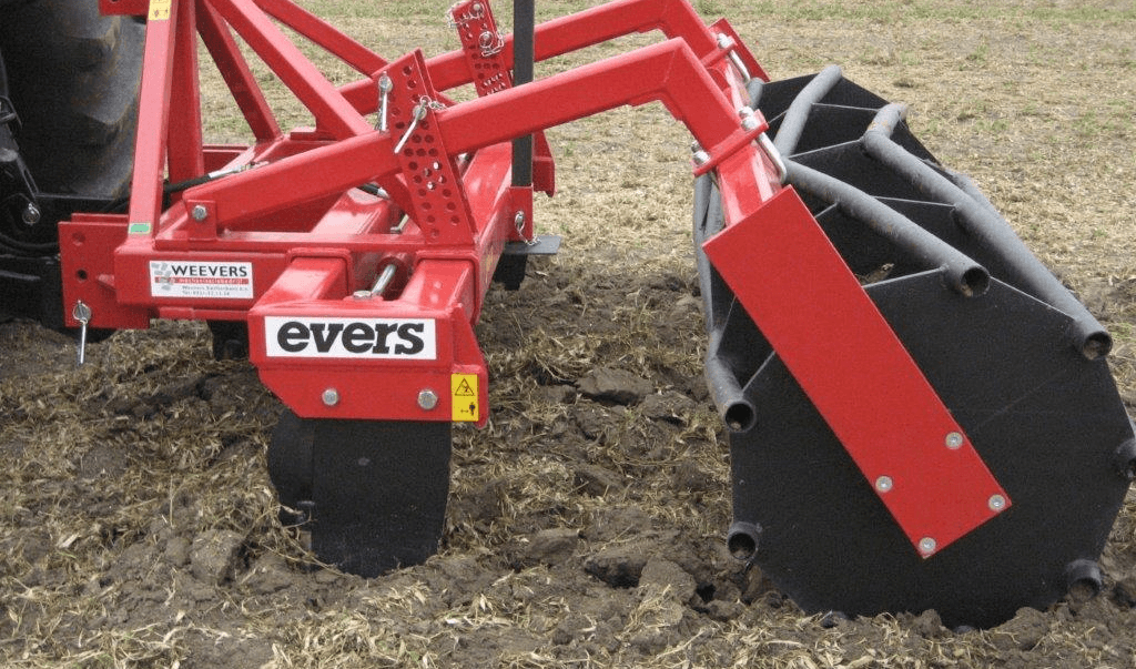 Subsoiler, frame clearance 83 or 93 cm. With tube roller in V-shape, type Sumbawa