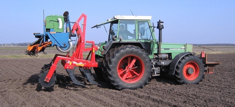Fixed tine cultivator with hydraulic lift, type Haflinger