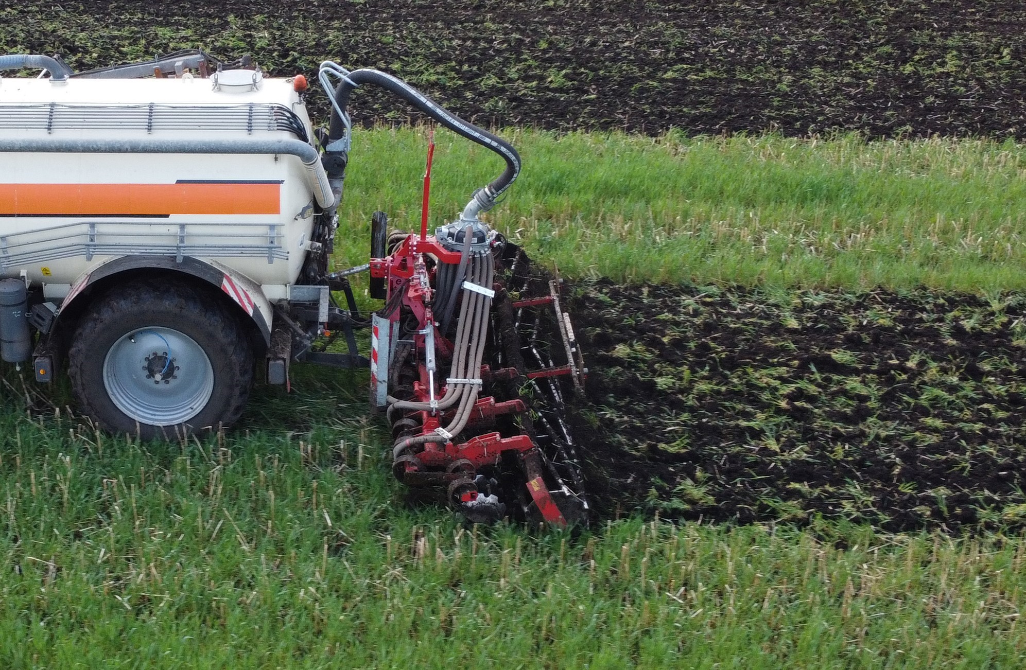 Evers disc cultivator-injector: Toric Compact 