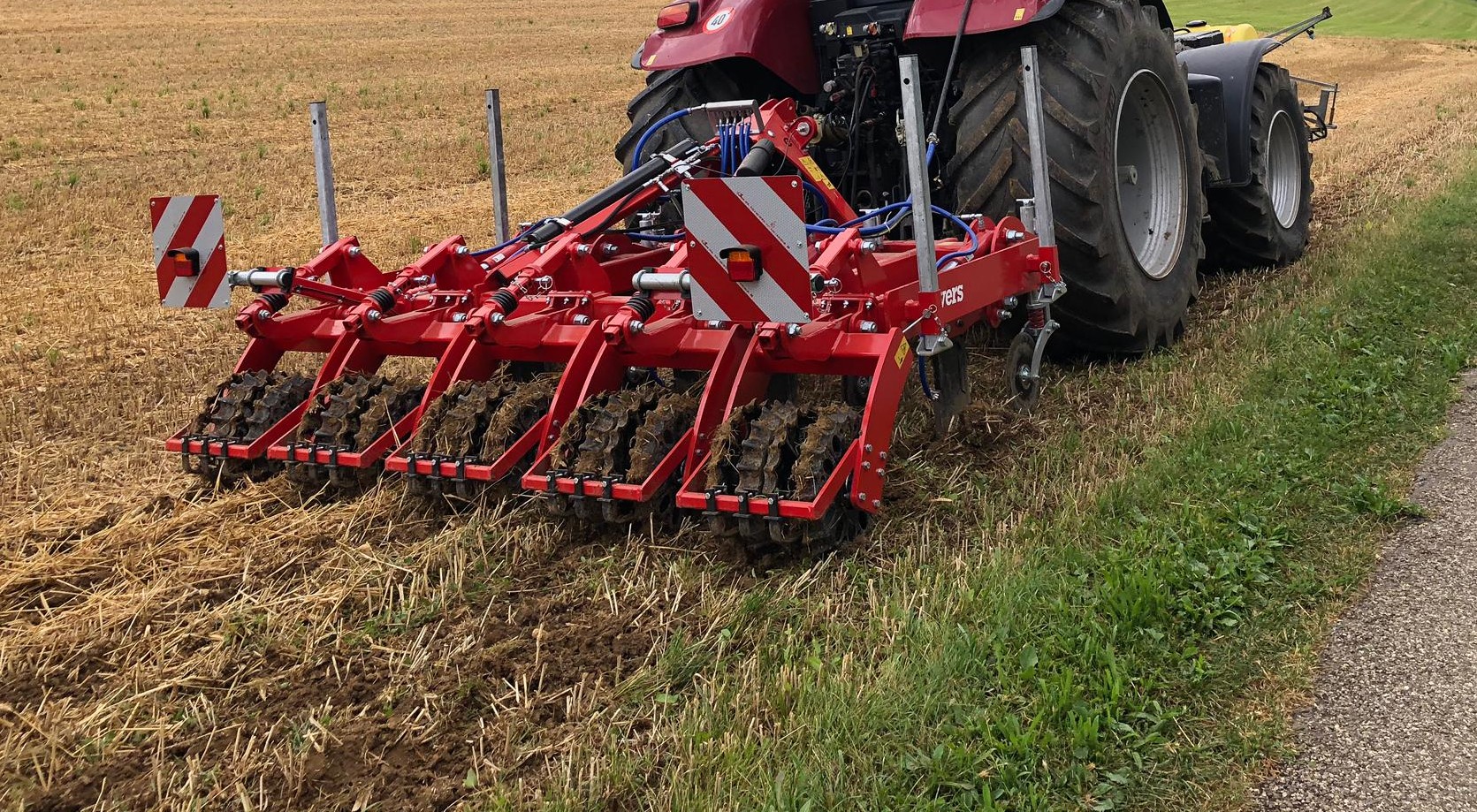 Evers EcoTill subsoiler , designed for subsoiling in crops, direct seeding, and minimal- tillage 